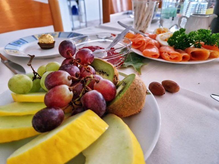 Mehr über den Artikel erfahren Frühstück im Klönschnack