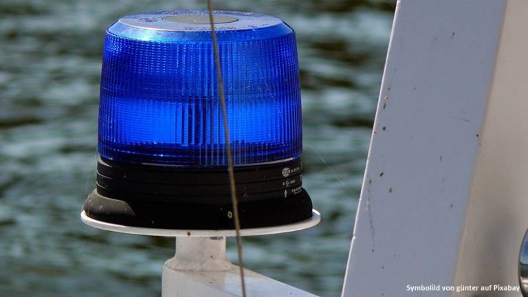 Mehr über den Artikel erfahren Kellenhusen – Führerloses Segelboot auf der Ostsee sorgt für Großeinsatz