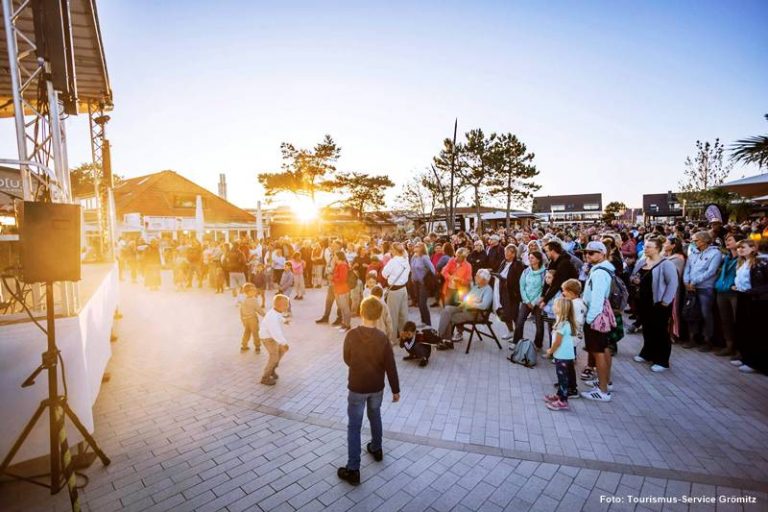 Mehr über den Artikel erfahren Genussvolle Premiere: Erstes Weinfest im Dünenpark